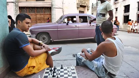 UE și Cuba vor accelera negocierile pentru normalizarea relațiilor