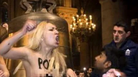 FOTO. Cum au sărbătorit mai multe feministe demisia Papei Benedict al XVI-lea