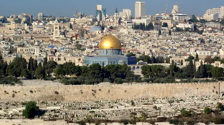 Israelul interzice accesul bărbaților musulmani sub 50 de ani în zona moscheelor