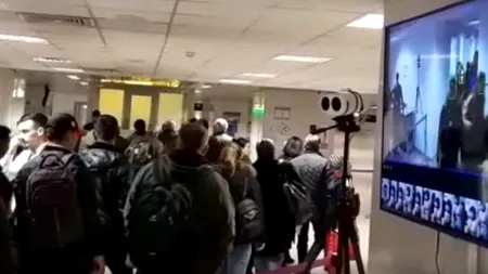 CORONAVIRUS LA BIROU. Contractul de muncă poate fi SUSPENDAT în caz de carantină/ Ce indemnizații primesc salariații în situațiile de autoizolare