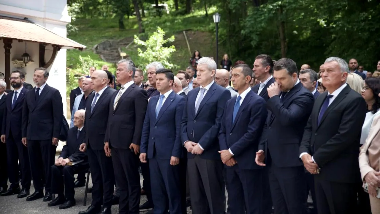 Veștea acuză concentrarea puterii în PNL și susține că noul statut este făcut pentru Ilie Bolojan