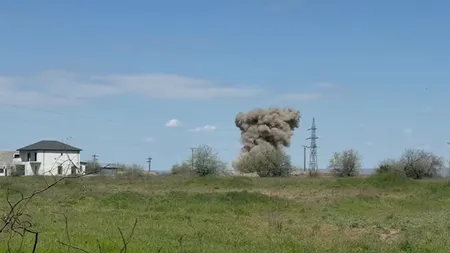 Imaginile zilei. Drona din Galați a fost detonată. Anunțul Armatei