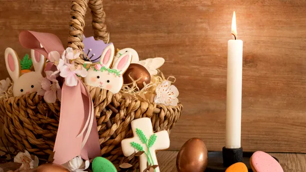 Când și cum se consumă „Paștile”, pâinea sfințită de Paște, dar și ce semnificație are acest obicei