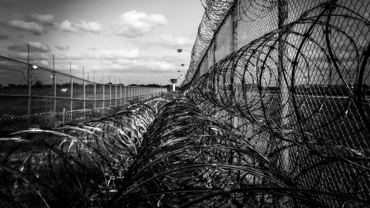 Cel puțin 58 de persoane au murit în urma unei revolte dintr-o închisoare ecuadoriană