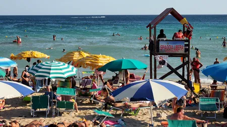 Tendințe de călătorie în 2019. Facebook-ul, cardul și mobilul redefinesc  modalitățile de rezervare a vacanțelor