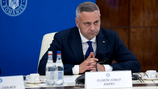 Ministrul Agriculturii, Florin Barbu, reduce cheltuielile cu peste 10%, în urma reorganizării ministerului și a structurilor din subordine. Peste 200 de funcții de conducere, desființate