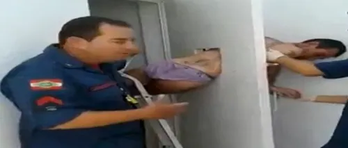Scene hilare în Brazilia: un deținut care încerca să evadeze a rămas blocat în ușa celulei