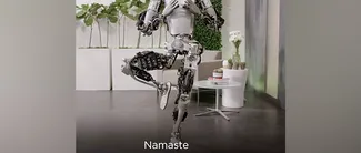VIDEO | La aproape 1 an de la lansare, OPTIMUS crește și învață noi mișcări. Robotul lui Elon Musk interacționează cu obiectele