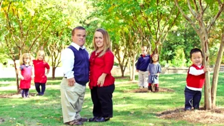 Cei șapte pitici din lumea reală. Cum trăiește familia în care toți membrii suferă de nanism