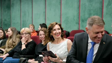 Klaus Iohannis și soția sa, Carmen Iohannis, apariție-surpriză de Valentine's Day