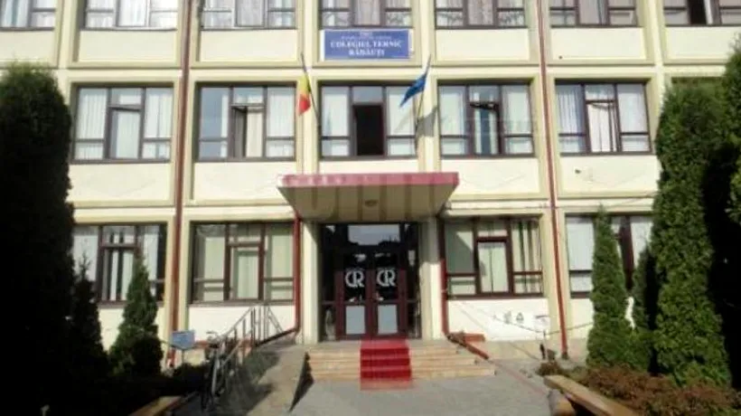 O profesoară din Rădăuți a fost lovită de un elev pentru că i-a făcut o observație