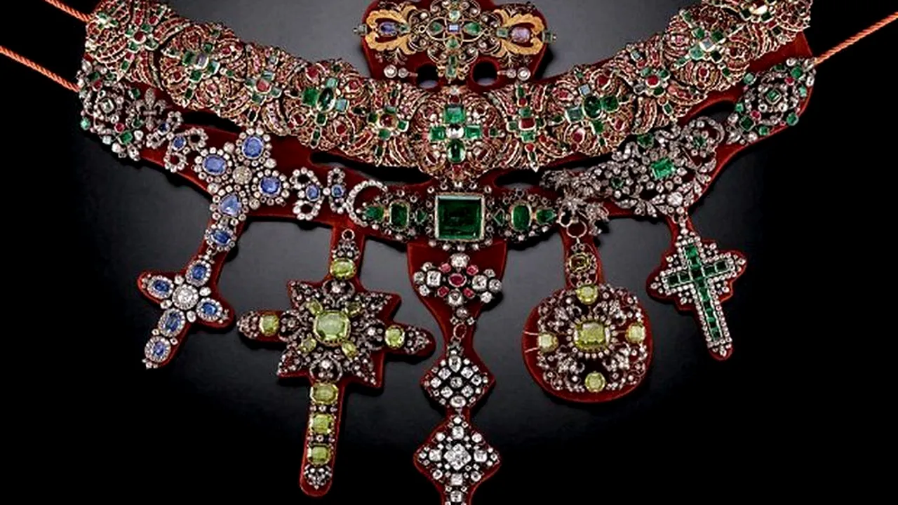 Comoara lui San Gennaro pleacă pentru prima oară din Napoli: va fi expusă la Roma. GALERIE FOTO