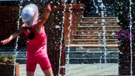 VREMEA. Temperaturi neobișnuite pentru această perioadă. Care este explicația