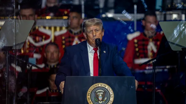 Trump cere adoptarea reformei electorale „SAVE America Act” de Ziua Independenței: „Toți alegătorii trebuie să dovedească cetățenia”