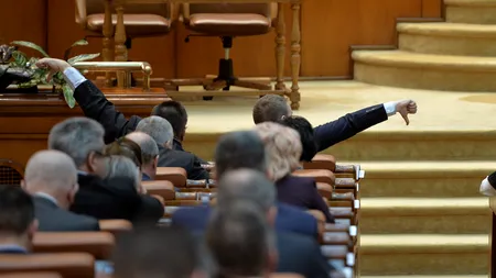 Parlamentarii care și-au pus semnătura pe proiectul pentru SUPERIMUNITATE bat în retragere. „Una s-a discutat, alta s-a depus la Parlament
