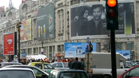 CODUL RUTIER 2013: Ce riști dacă treci pe roșu