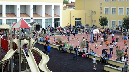 EDUCAȚIE. Anunț de ultimă oră: cursurile se reiau în septembrie! S-a decis, școlile rămân închise!