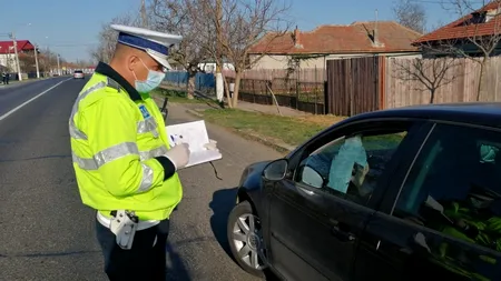Jumătate dintre polițiști au refuzat să vaccineze împotriva COVID-19. Aceștia îi amendează, însă, pe cetățenii fără certificate verzi
