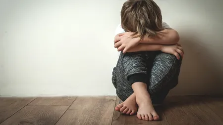 Caz înfiorător în Botoșani. Un tânăr de 33 de ani ar fi violat un băiat de 12 ani. Individul, reținut de polițiști