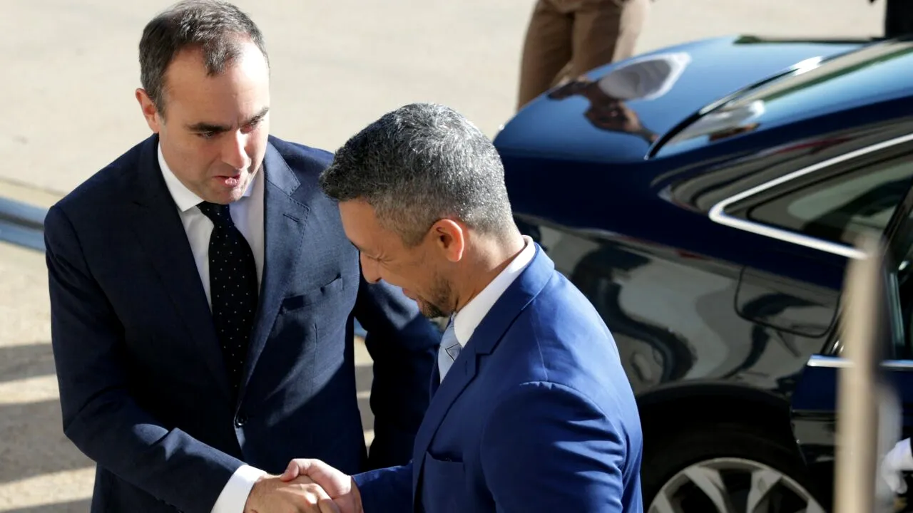 Administrația SUA îndeamnă FRANȚA să coordoneze eforturile de consolidare a apărării europene