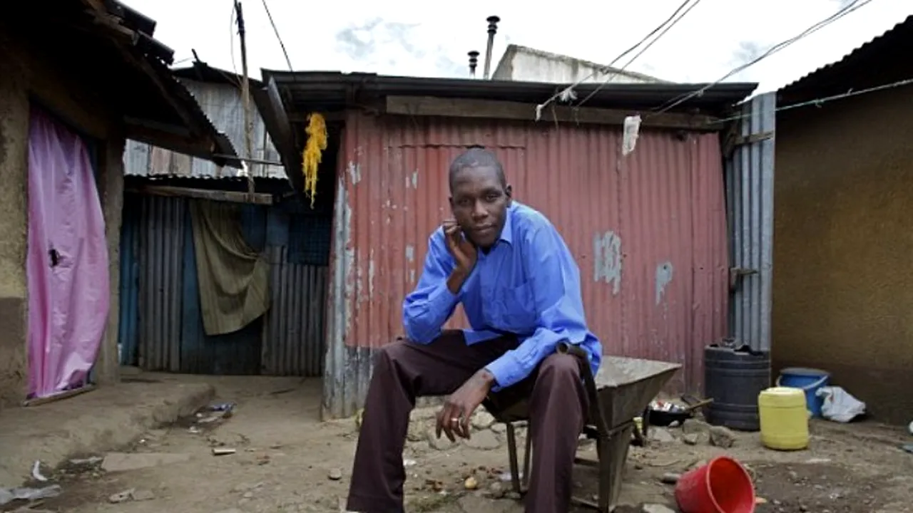 GALERIE FOTO. Cine este George Obama, fratele 