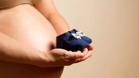 Unul din 5 cupluri în România se confruntă cu INFERTILITATEA. Rată natalității a scăzut alarmant în ultimii ani