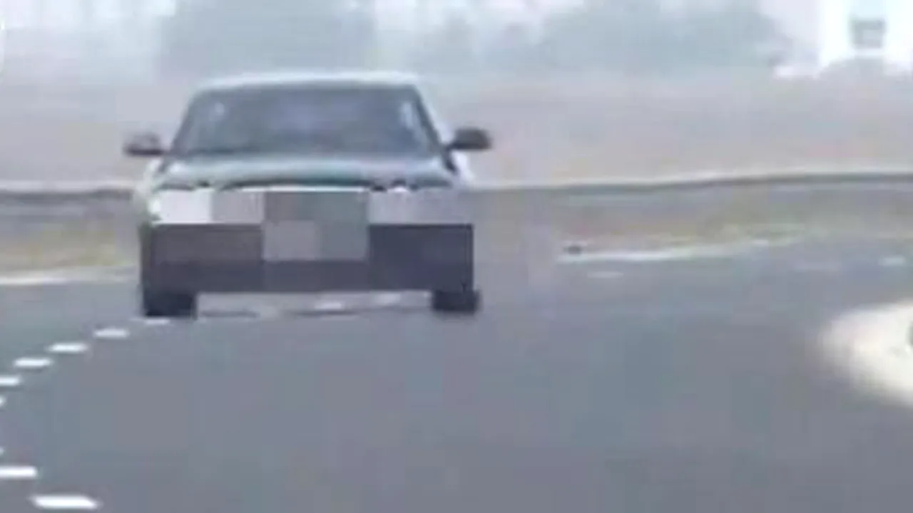 A călcat pedala de accelerație până la 224 km/h pe autostradă, fără să știe ce-l așteaptă