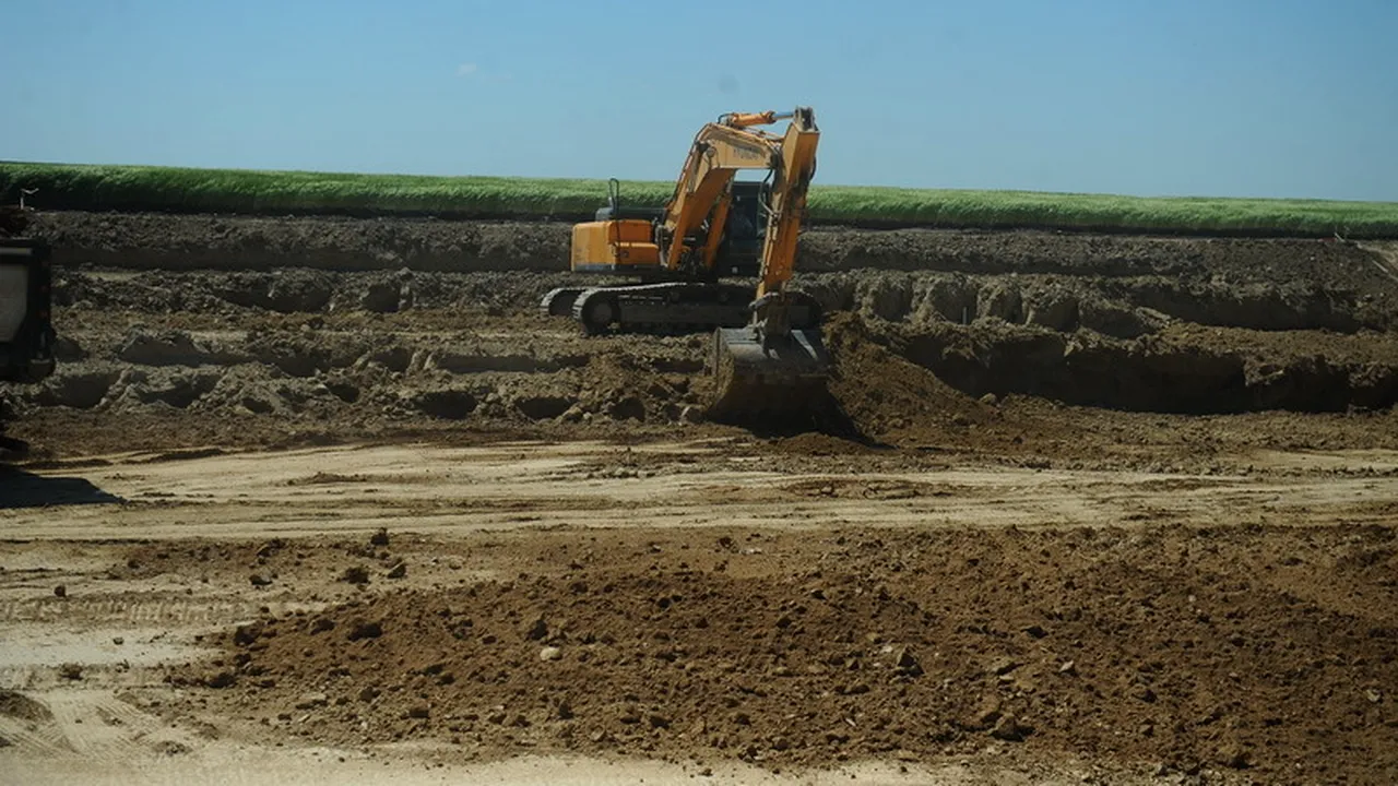 Șeful CNADNR cere anchetă administrativă după o vizită pe șantierul DN 66, unde lucrările stagnează de 7 ani