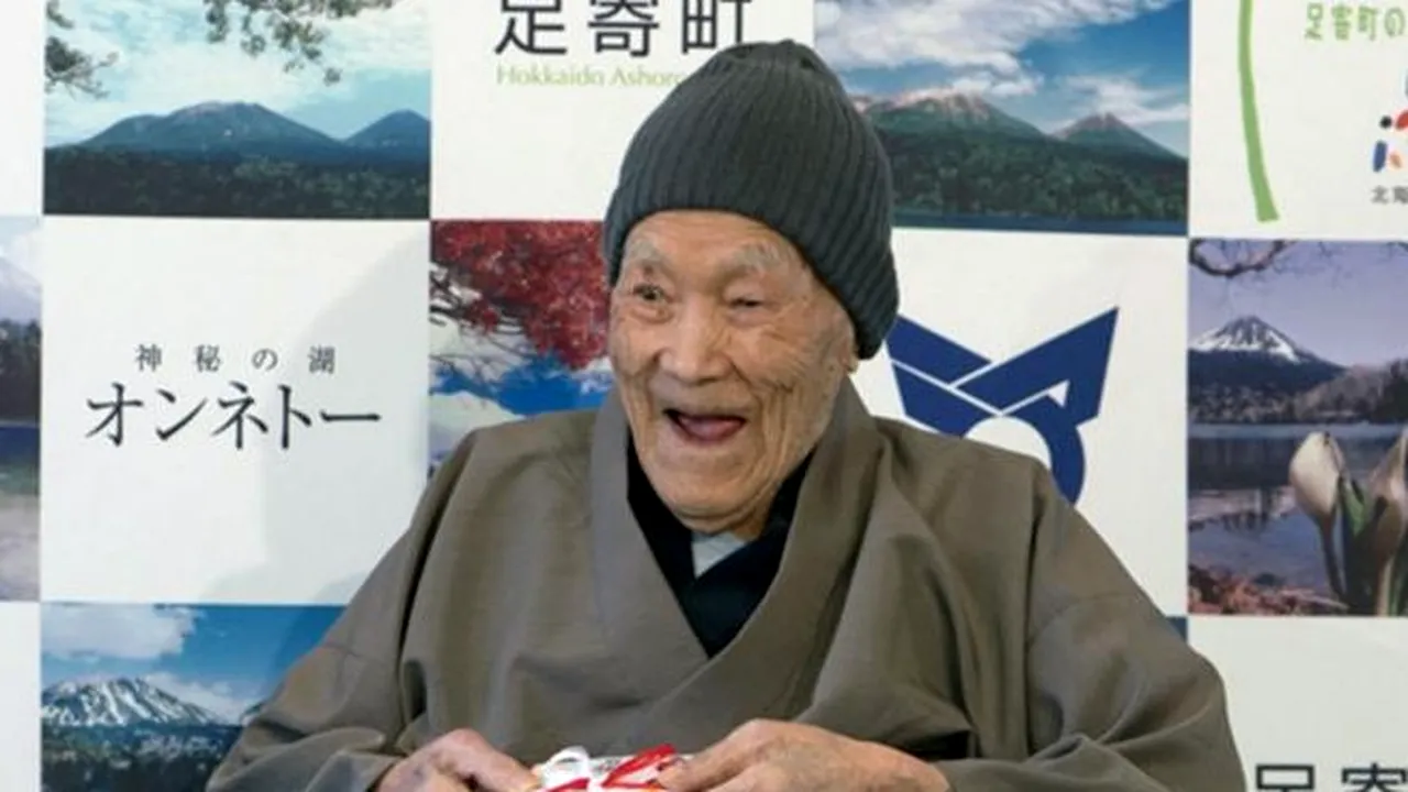 Un japonez de 112 ani a devenit cel mai bătrân bărbat din lume. Cine este omul mai în vârstă chiar și decât teoria relativității a lui Einstein