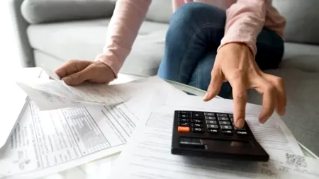 O bancă din România a ȘTERS peste 90.000 de euro din datoria unui client