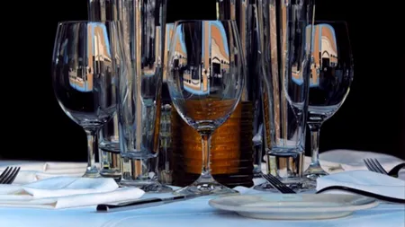 Priviți cu atenție: ILUZIA din această imagine. GALERIE FOTO