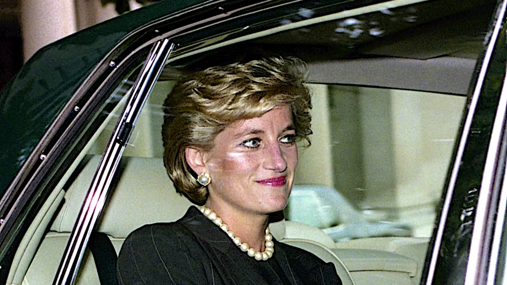 Fake news? Un fost agent MI5 susținea că a ucis-o pe prințesa Diana: „Știa prea multe secrete regale. Ordinul a fost dat de prințul Philip” - VIDEO