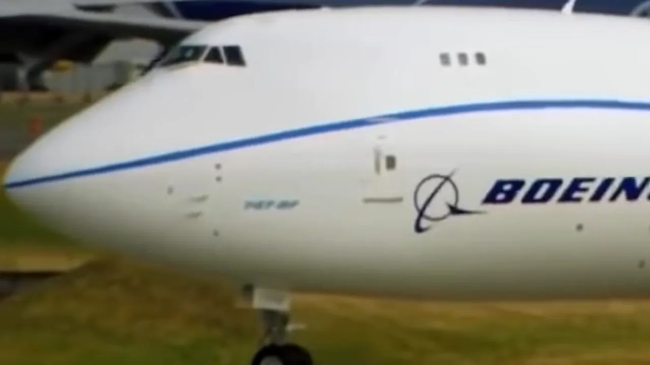 Schimbare de strategie neașteptată. Boeing îl demite pe Dennis Muilenburg din funcția de președinte