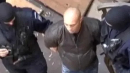 Ghenosu își inițiază fiul în lumea interlopă:  