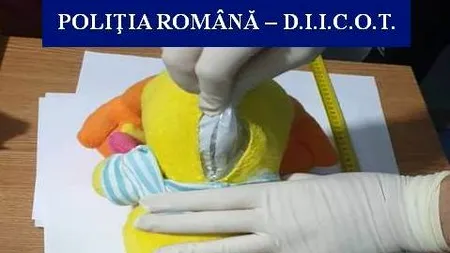 Doi bărbați din Caracal sunt cercetați pentru trafic internațional de droguri de risc și mare risc FOTO