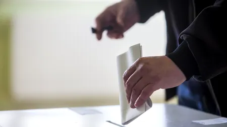 Politico.eu: Sondajele naționale arată că PPE va obține cele mai multe mandate. În România, PSD s-ar situa pe primul loc - FOTO