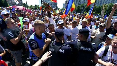 DECIZIE în cazul avocatului care a lovit un jandarm în timpul protestului din Piața Victoriei. Dosarul a fost înaintat Curții de Apel București