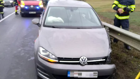 Accident în Dâmbovița. Trei persoane au fost rănite după impactul între două autoturisme. Județul a fost sub COD GALBEN de polei