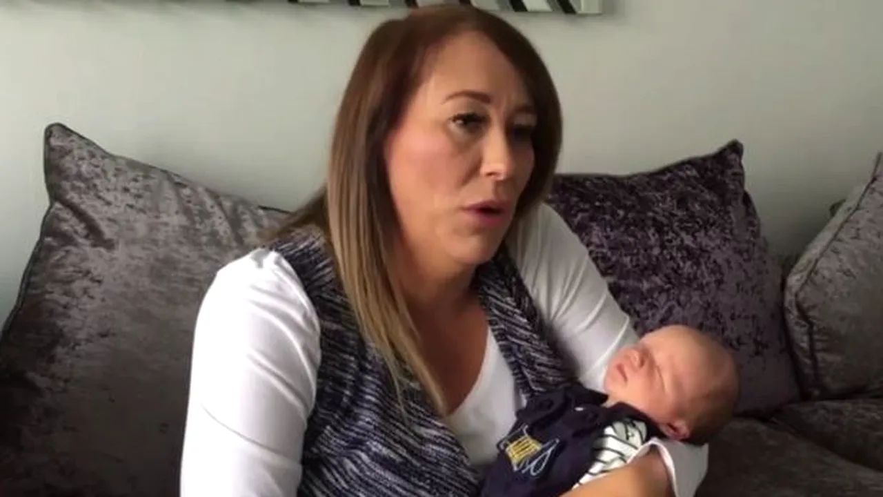 I-a uimit pe părinții săi de cum a venit pe lume. Ce au descoperit aceștia atunci când bebelușul lor a deschis gura