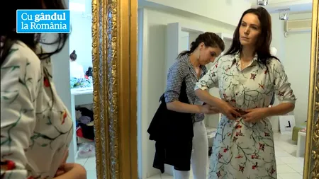 Raluca și Irina erau traducătoare, până într-o zi când viața le-a adus într-un moment de cotitură. Povestea surorilor gemene din Buzău care au ajuns să îmbrace vedetele din România