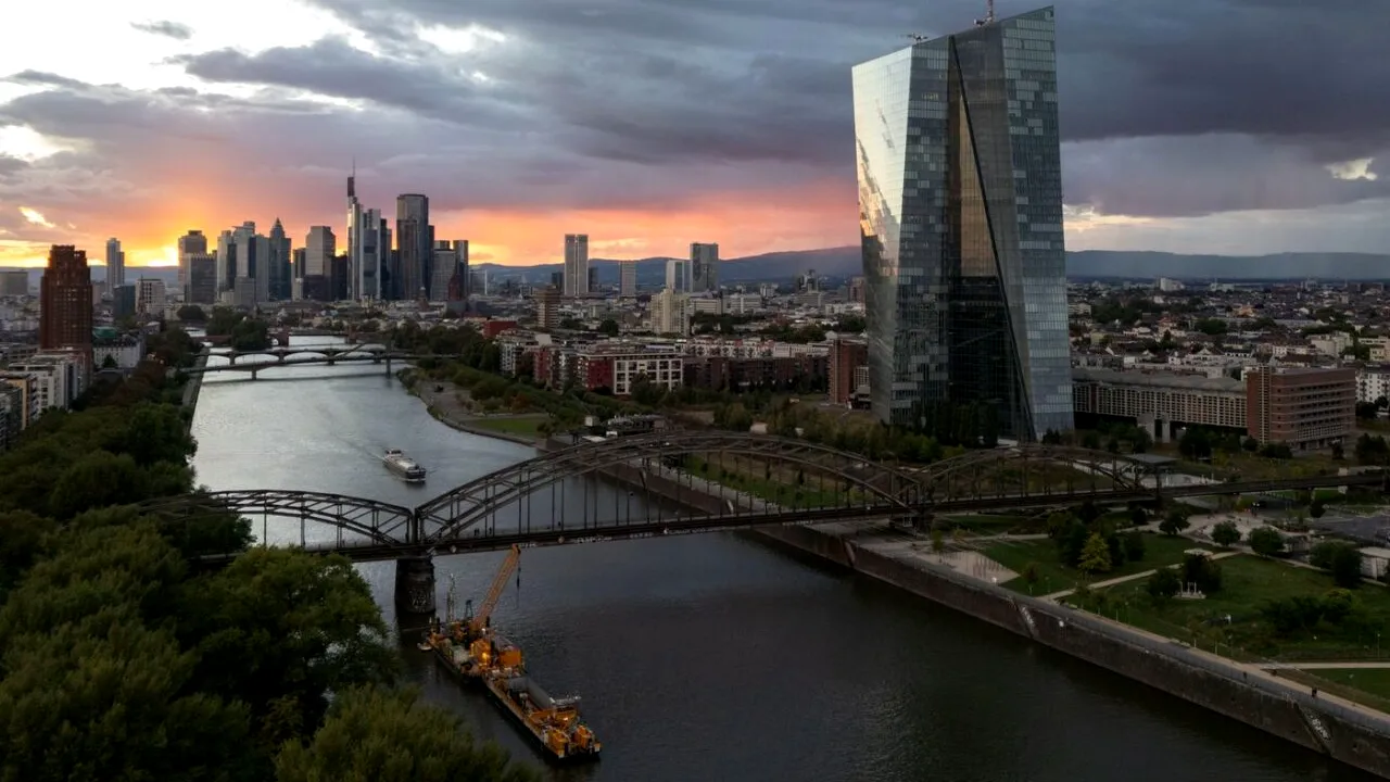 Oficial BCE: Inflația din sectorul serviciilor și instabilitatea mondială au impact semnificativ asupra ZONEI EURO