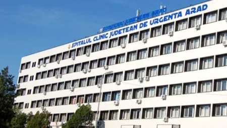 ANCHETĂ internă la Spitalul din Arad, după ce o pacientă ucisă de Covid-19 ar fi fost lăsată şase ore în salon