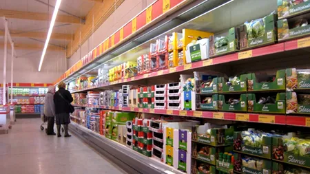 Pensionarii români se împrumută la CAR pentru masa de Paște: ”Altfel cum să mai putem face și noi câte ceva?”