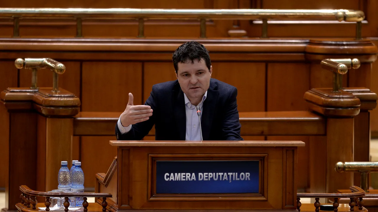 Nicușor Dan, despre numirea lui Mădălin Voicu la Cultură: PSD îl recompensează pentru proiectele depuse în favoarea politicienilor penali