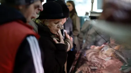 VIDEO: Control în piețe înainte de Crăciun: Aproape 100 de societăţi care vând produse alimentare, verificate de polițiști, ANSVSA, DSP și Protecția Consumatorului / Amenzi de peste 170.000 lei 