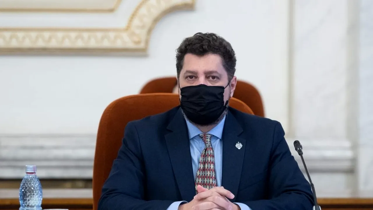 Claudiu Târziu, copreședintele AUR, este împotriva imunizării: “Nu vreau să fiu cobai. Sunt persoane care au murit după vaccinare!”