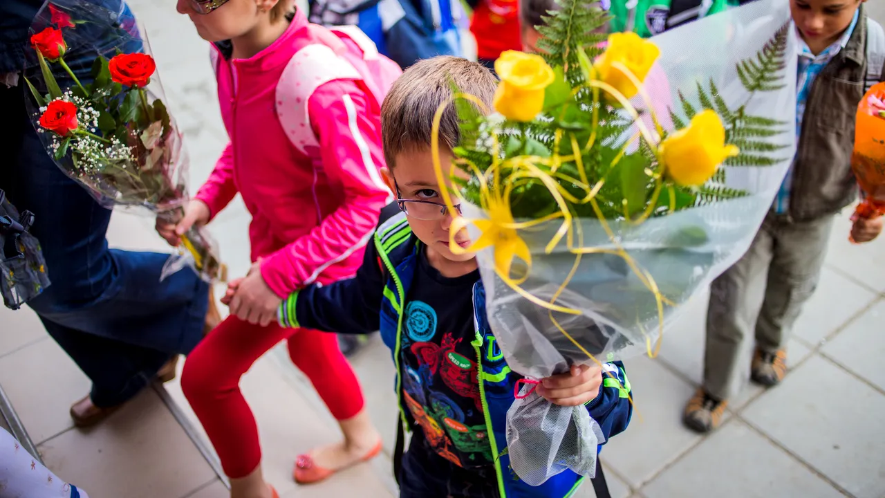 Tot ce trebuie să știi când îți duci copilul la școală. LECȚIA cea mai importantă pe care o poate învăța un elev în sala de clasă