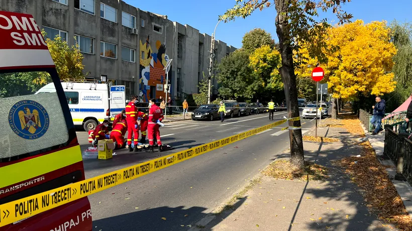 Accident grav în București. O persoană a murit și alta e grav rănită după ce au fost lovite pe trecerea de pietoni