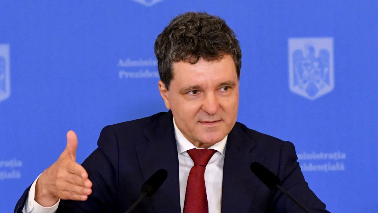 Liderii coaliției au discutat cu Nicușor Dan / Președintele i-a cerut lui Ilie Bolojan să nu demisioneze / Plafonarea adaosului comercial, prelungită