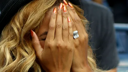 CEA MAI FRUMOASĂ FEMEIE DIN LUME în 2012 - People